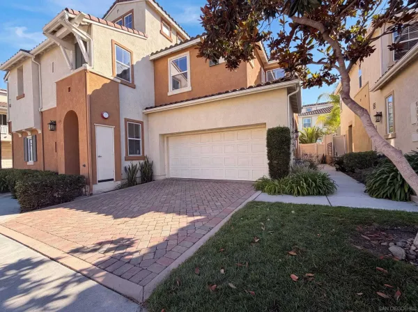 $960,000 | 4099 Peninsula Drive, Carlsbad, CA 92010