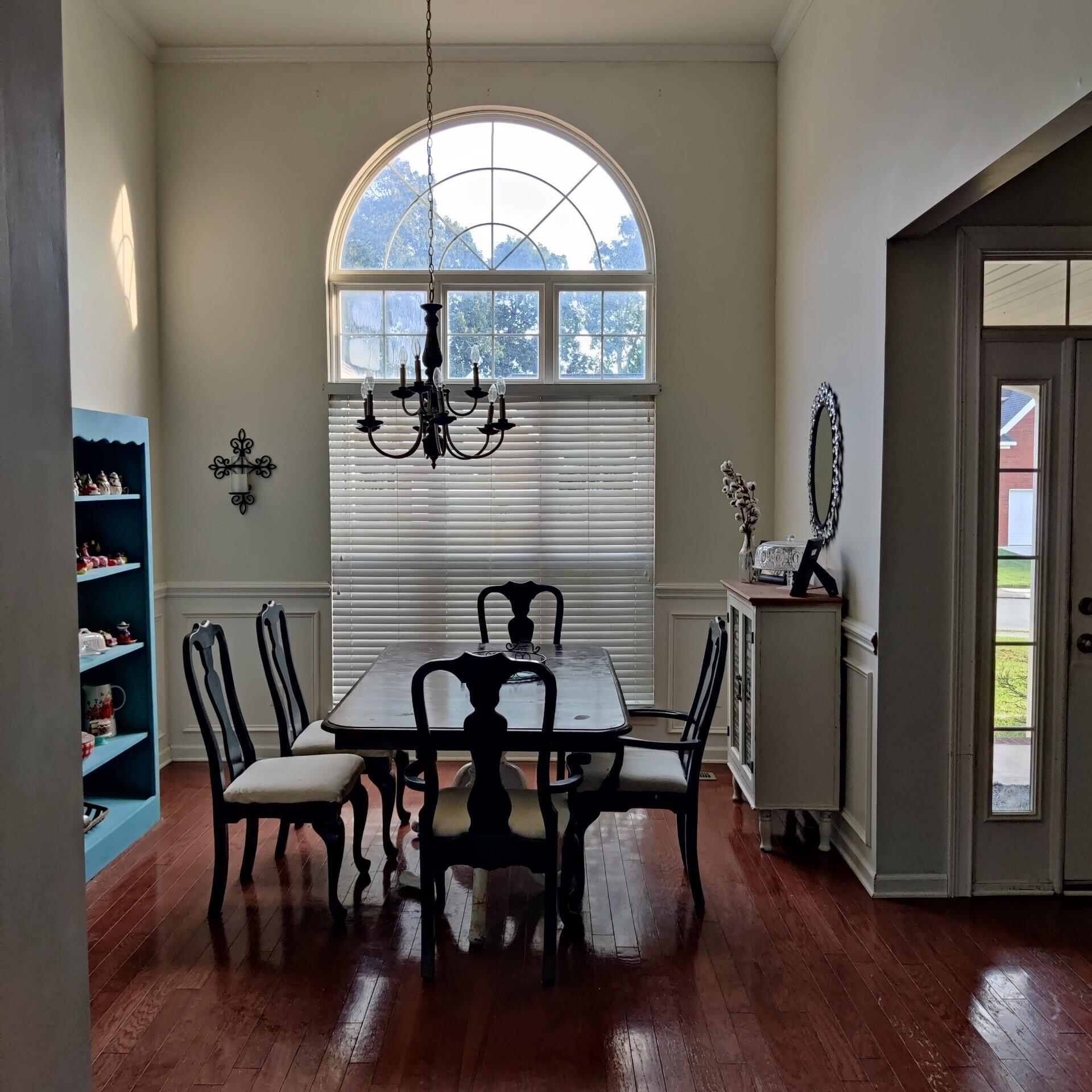 8237 Witherow Way Ooltewah, TN 37363 - Photo 4 of 22 8237 Witherow Way Dining Room