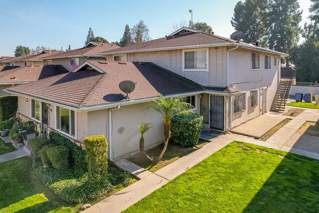 $125,000 | 2855 West Fairmont Avenue, Unit 204, Fresno, CA 93705