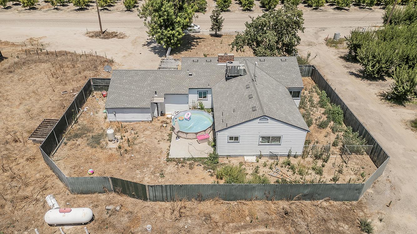 17209 East Floral Avenue Reedley, CA 93654 - Photo 39 of 48