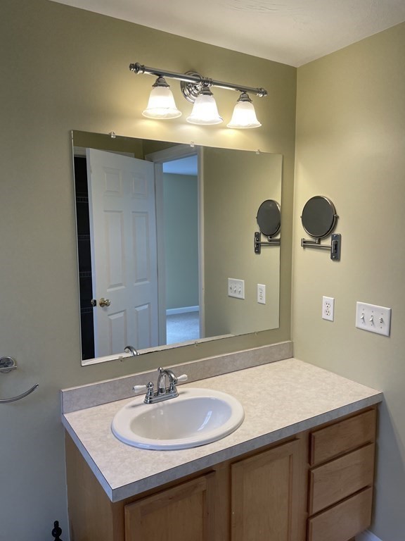 14 Devonshire Street Worcester, MA 01605 - Photo 19 of 26