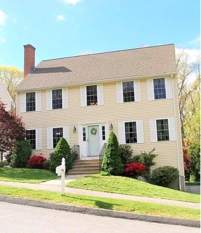 14 Devonshire Street Worcester, MA 01605 - Photo 2 of 26