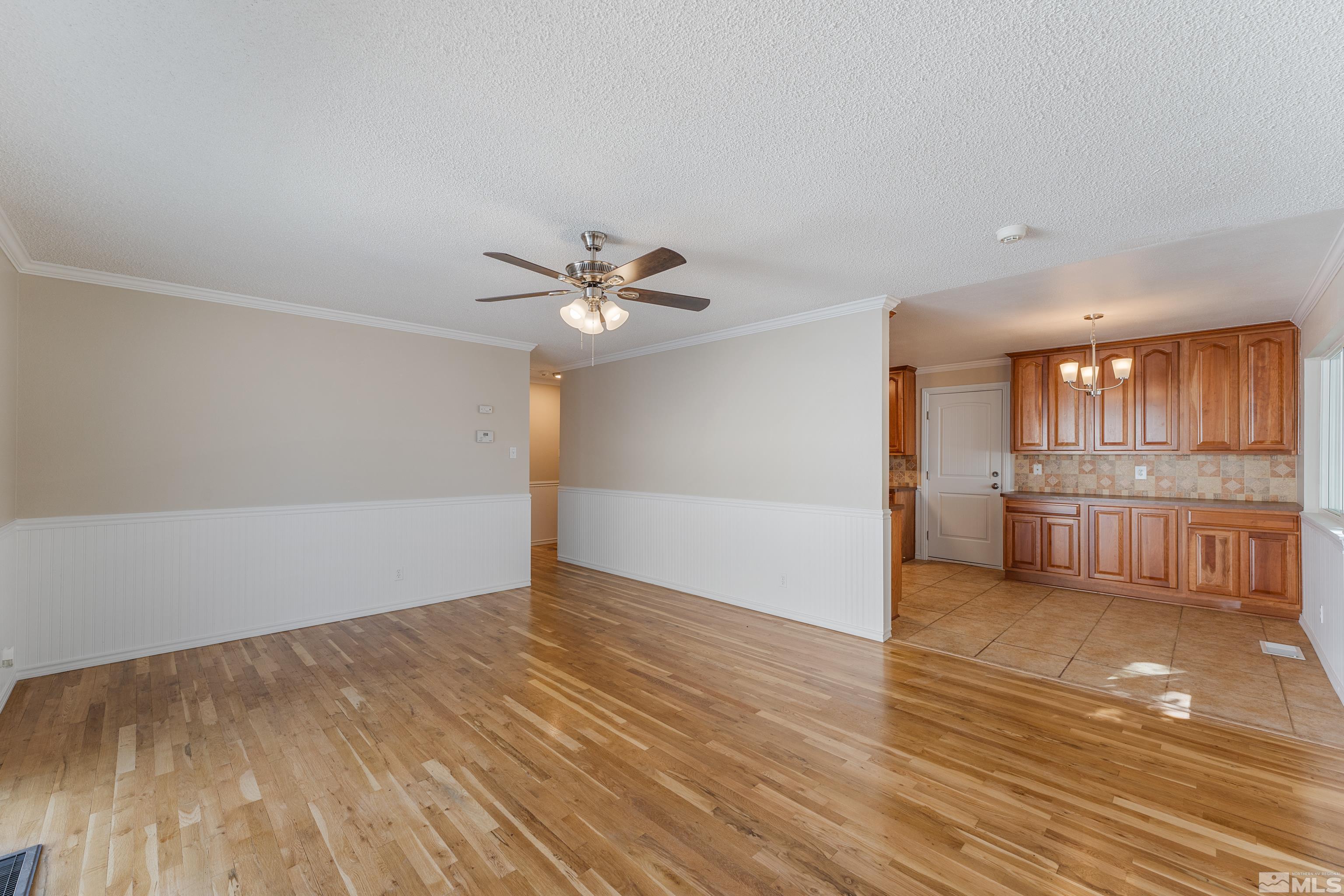 3395 Downey Avenue Reno, NV 89503 - Photo 8 of 31 Photo 8