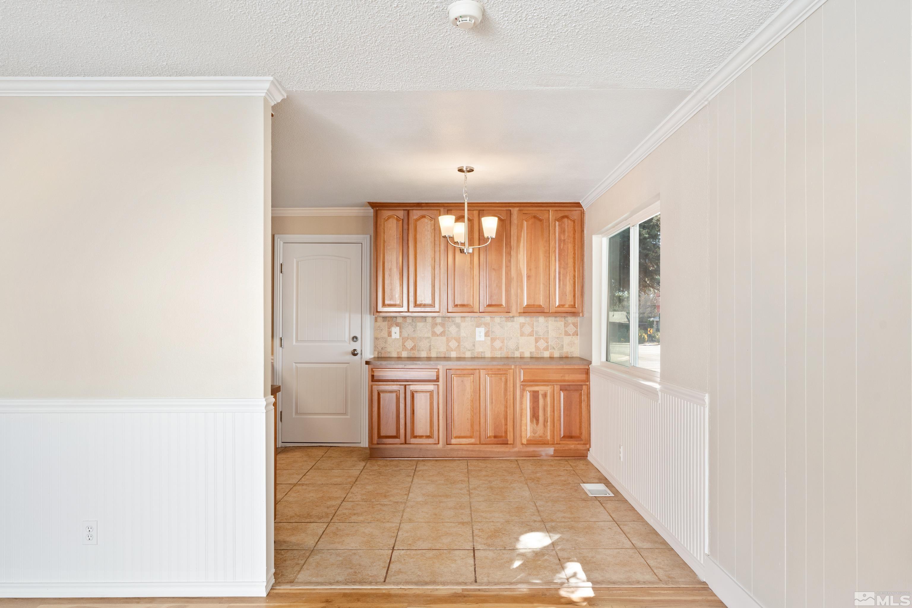 3395 Downey Avenue Reno, NV 89503 - Photo 9 of 31 Photo 9