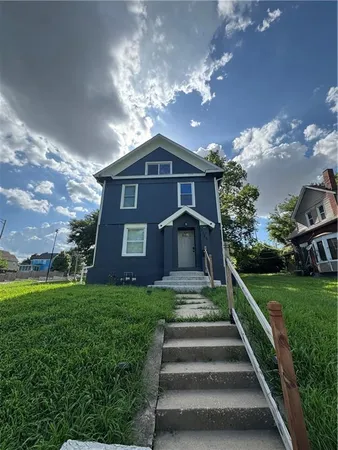 $295,000 | 2122 Park Avenue, Kansas City, MO 64127