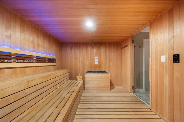 $8,500 | 200 Biscayne Blvd Way, Unit 5109, Miami, FL 33131