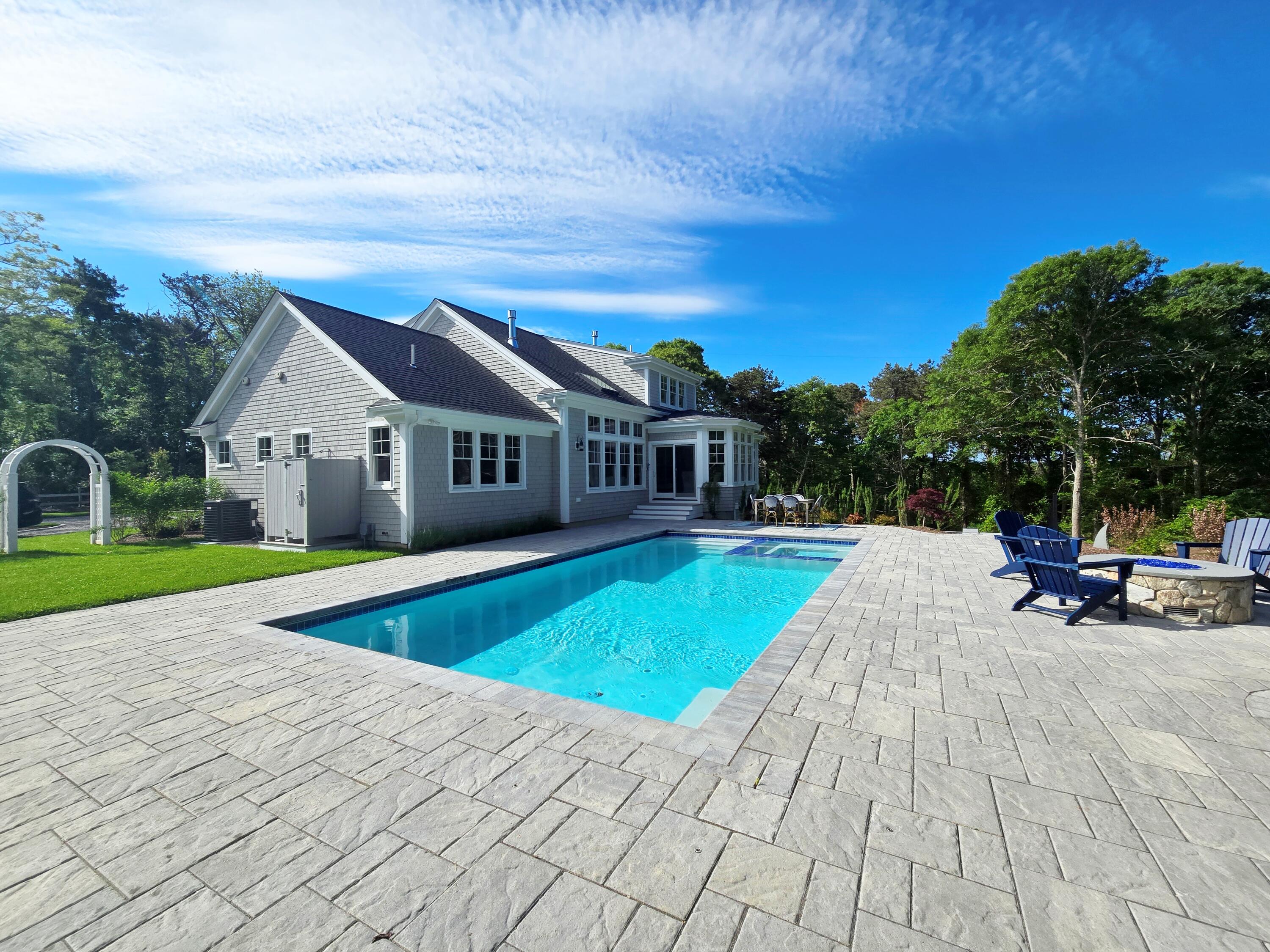 736 Long Pond Road Brewster, MA 02631 - Photo 12 of 97 20240612_084227 ()