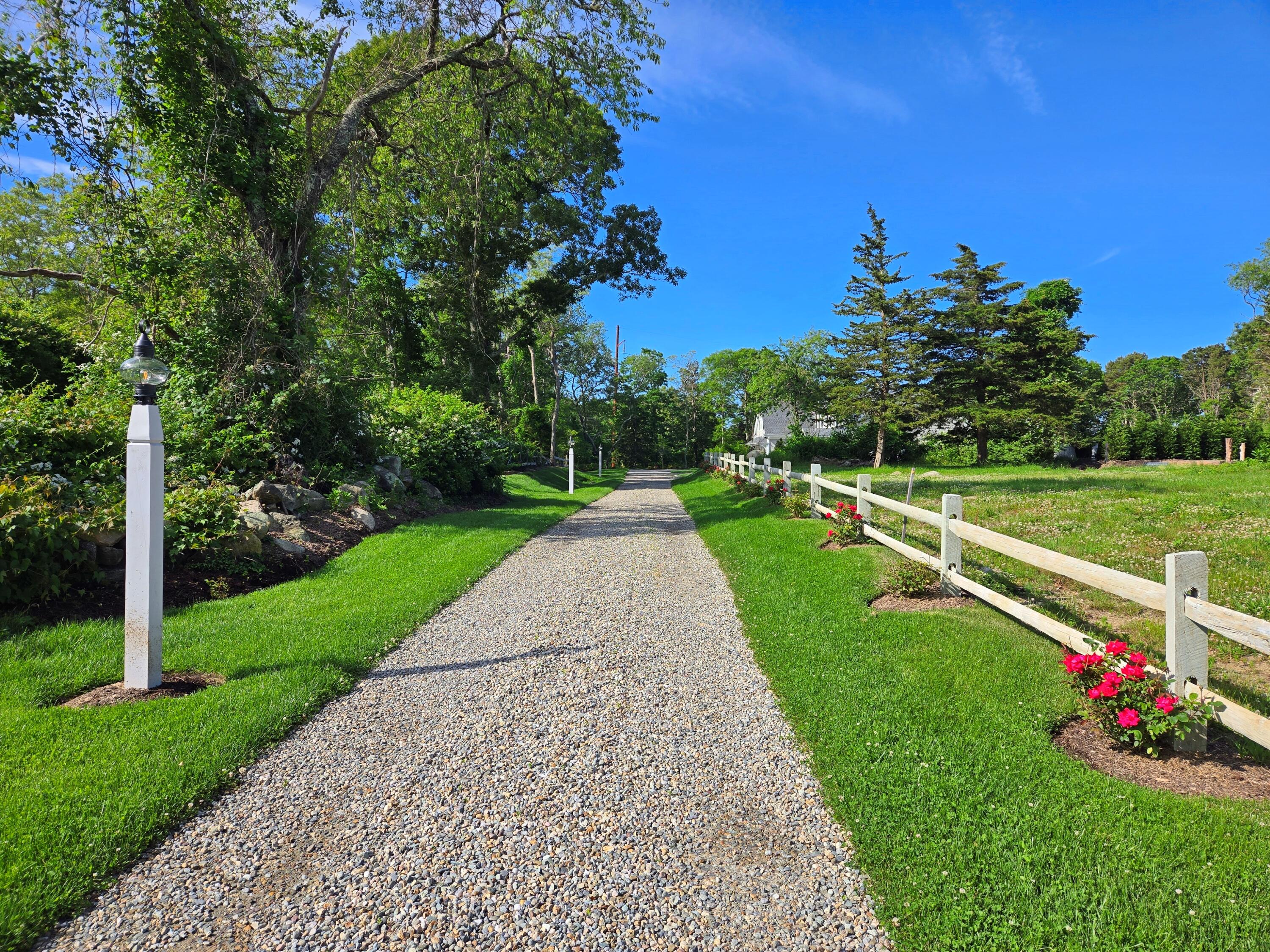736 Long Pond Road Brewster, MA 02631 - Photo 2 of 97 20240612_083753 ()