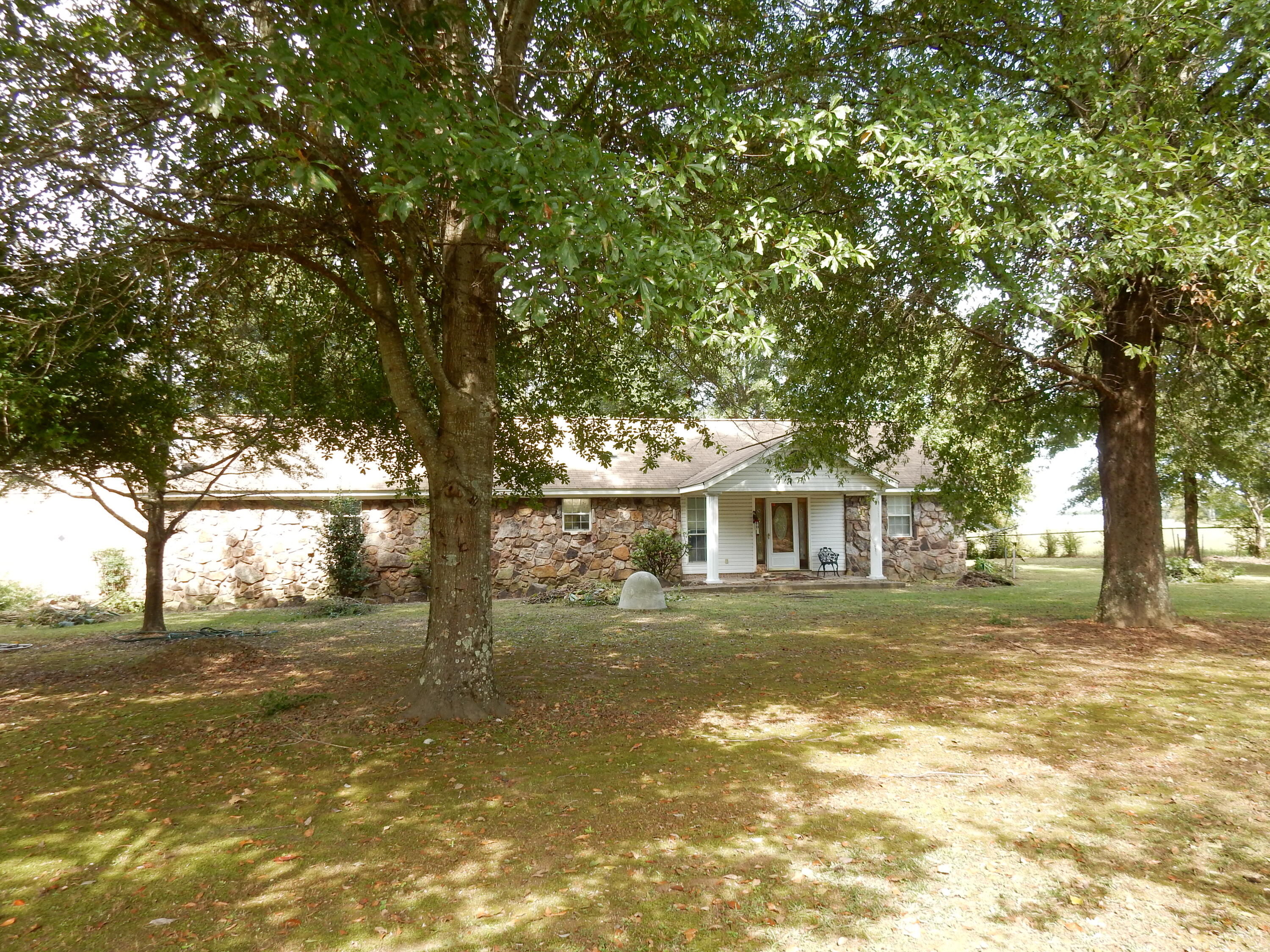 1541 Holston Road Como, MS 38619 - Photo 2 of 46 DSCN2565