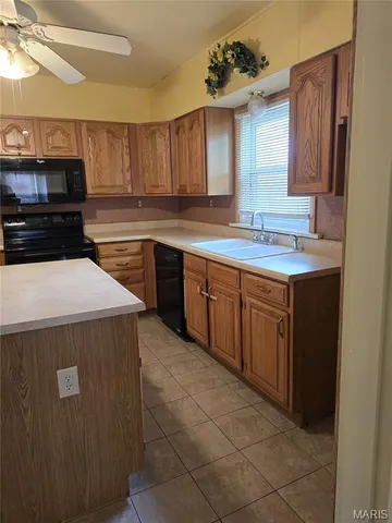 $79,900 | 2440 Iowa Street, Granite City, IL 62040