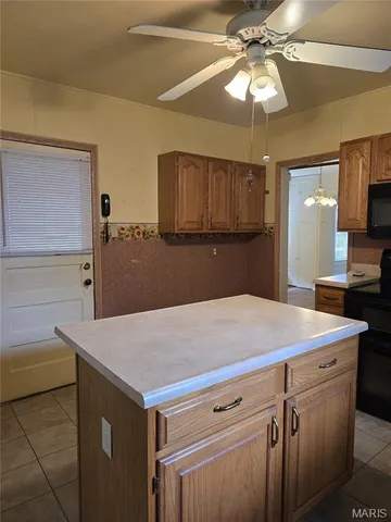 $79,900 | 2440 Iowa Street, Granite City, IL 62040