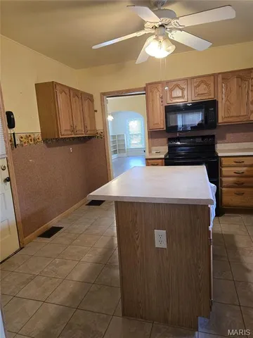 $79,900 | 2440 Iowa Street, Granite City, IL 62040