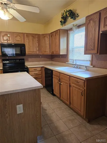 $79,900 | 2440 Iowa Street, Granite City, IL 62040