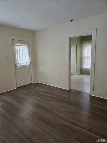 $79,900 | 2440 Iowa Street, Granite City, IL 62040