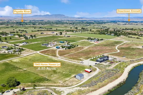 $419,900 | 7045 Horse Haven Lane, Emmett, ID 83617