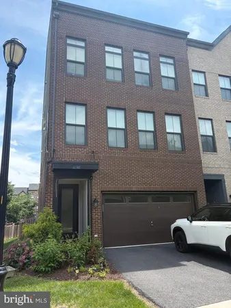 $875,000 | 42361 Vancouver Terrace, Brambleton, VA 20148