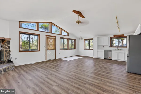 $439,000 | 213 Morrie Drive, Basye, VA 22810