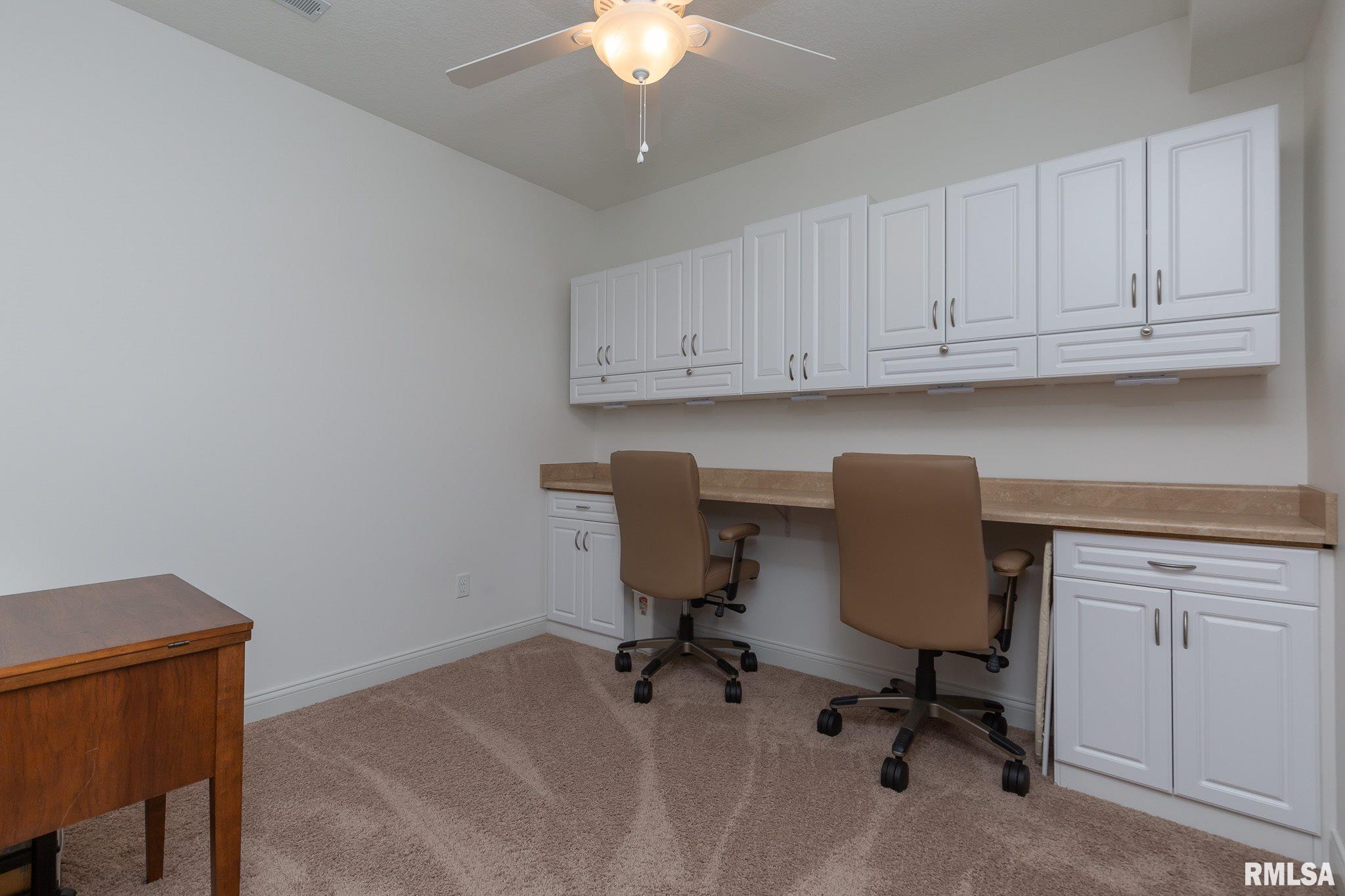 3214 Westminster Road Bettendorf, IA 52722 - Photo 41 of 44 Gallery Image 41