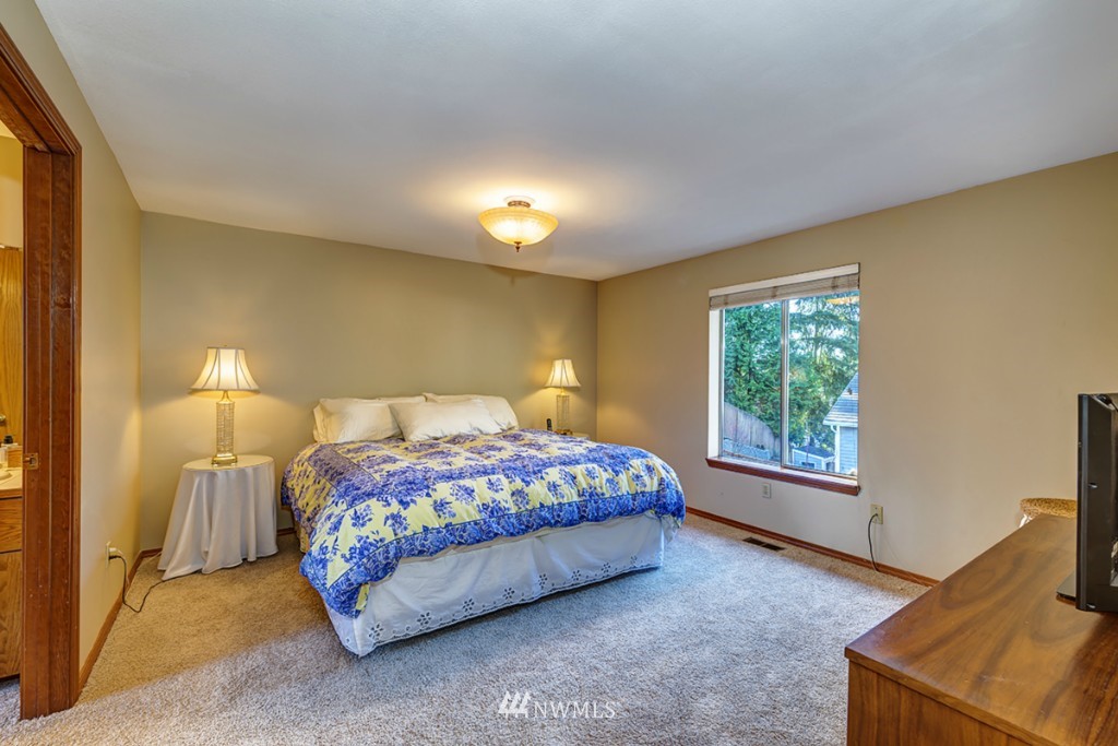 14731 104th Avenue Northeast Bothell, WA 98011 - Photo 12 of 18 Gallery Image 12