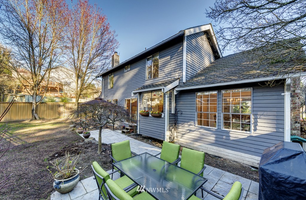 14731 104th Avenue Northeast Bothell, WA 98011 - Photo 18 of 18 Gallery Image 18