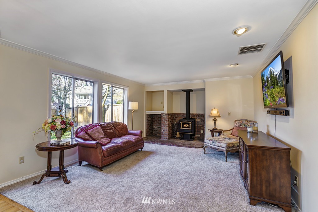 14731 104th Avenue Northeast Bothell, WA 98011 - Photo 10 of 18 Gallery Image 10