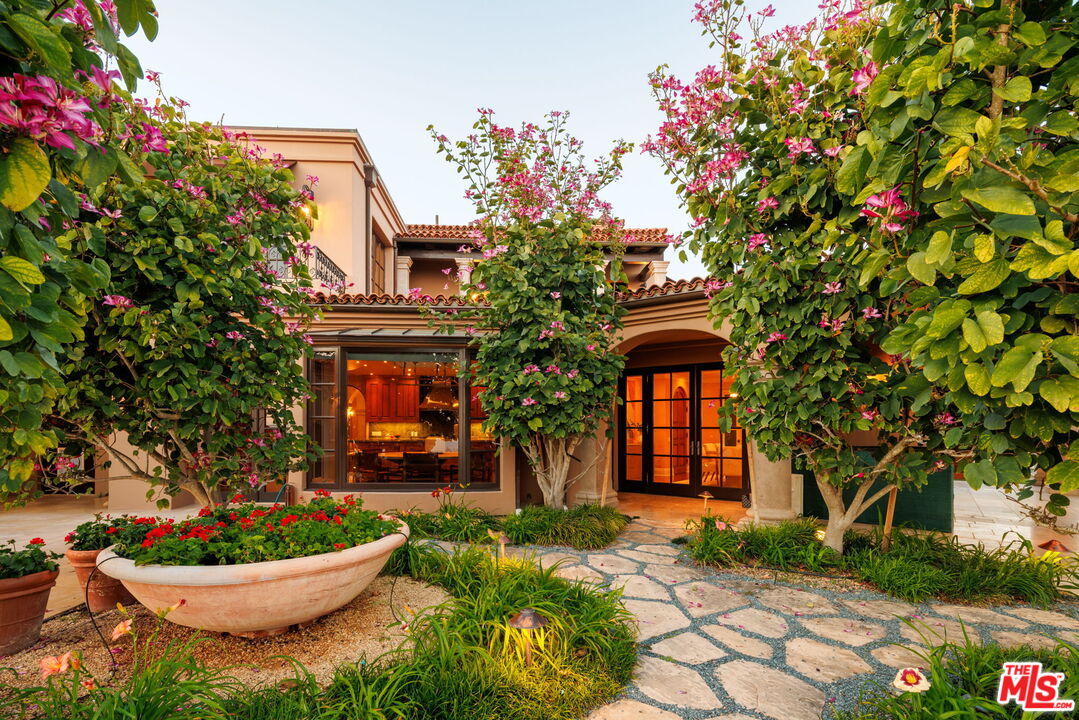 358 Woodley Road Santa Barbara, CA 93108 - Photo 39 of 45