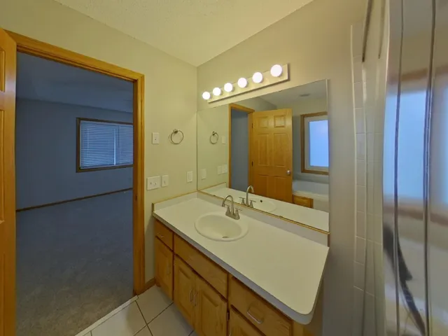 $3,119 | 19405 Baldwin Circle Northwest, Elk River, MN 55330