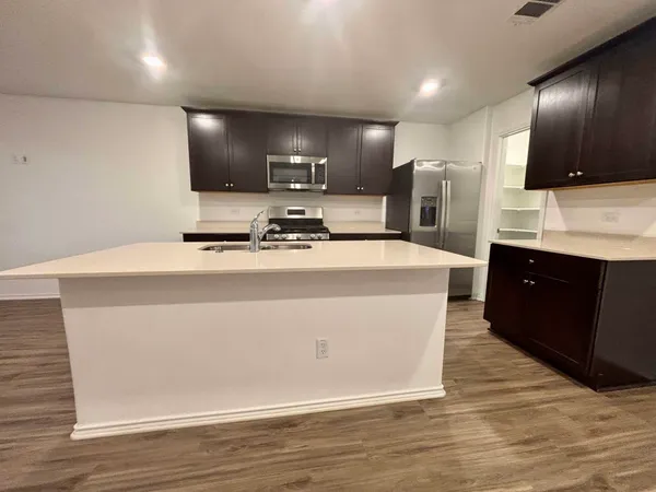 $2,100 | 176 Andross Lane, Bastrop, TX 78602