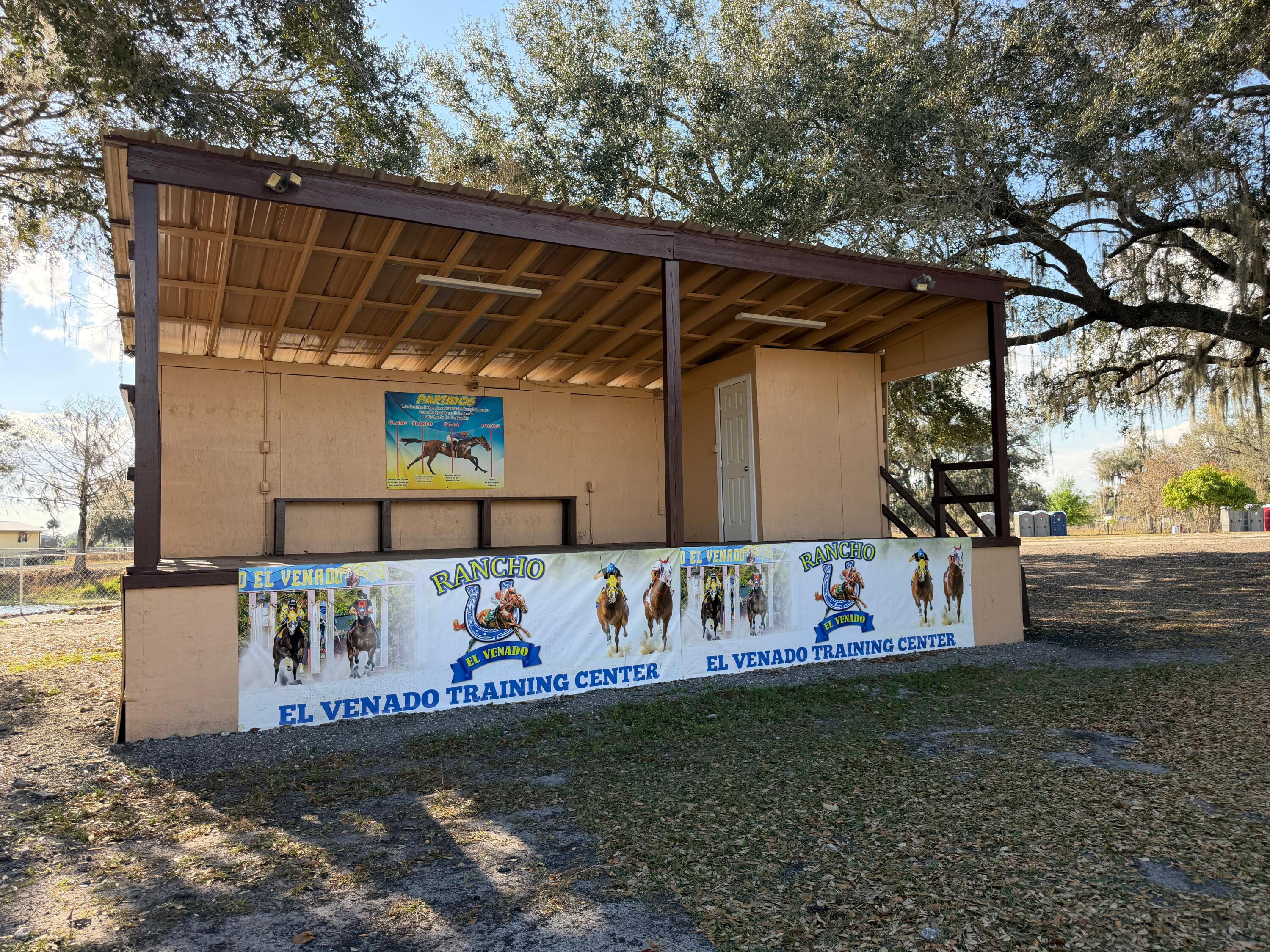 435 East A Road East LaBelle, FL 33935 - Photo 13 of 35 a view of outdoor space with seating area