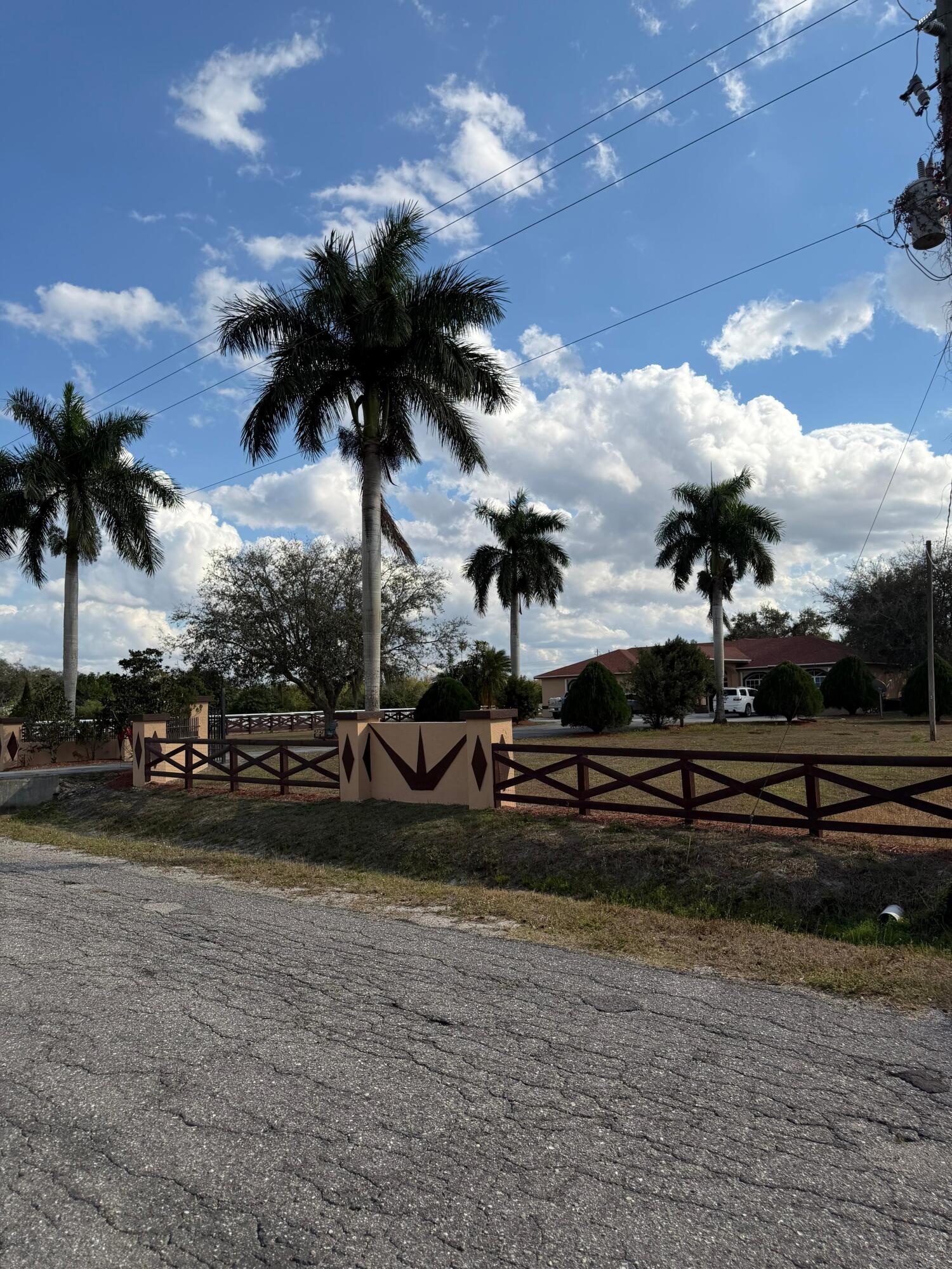 435 East A Road East LaBelle, FL 33935 - Photo 19 of 35 a view of a terrace