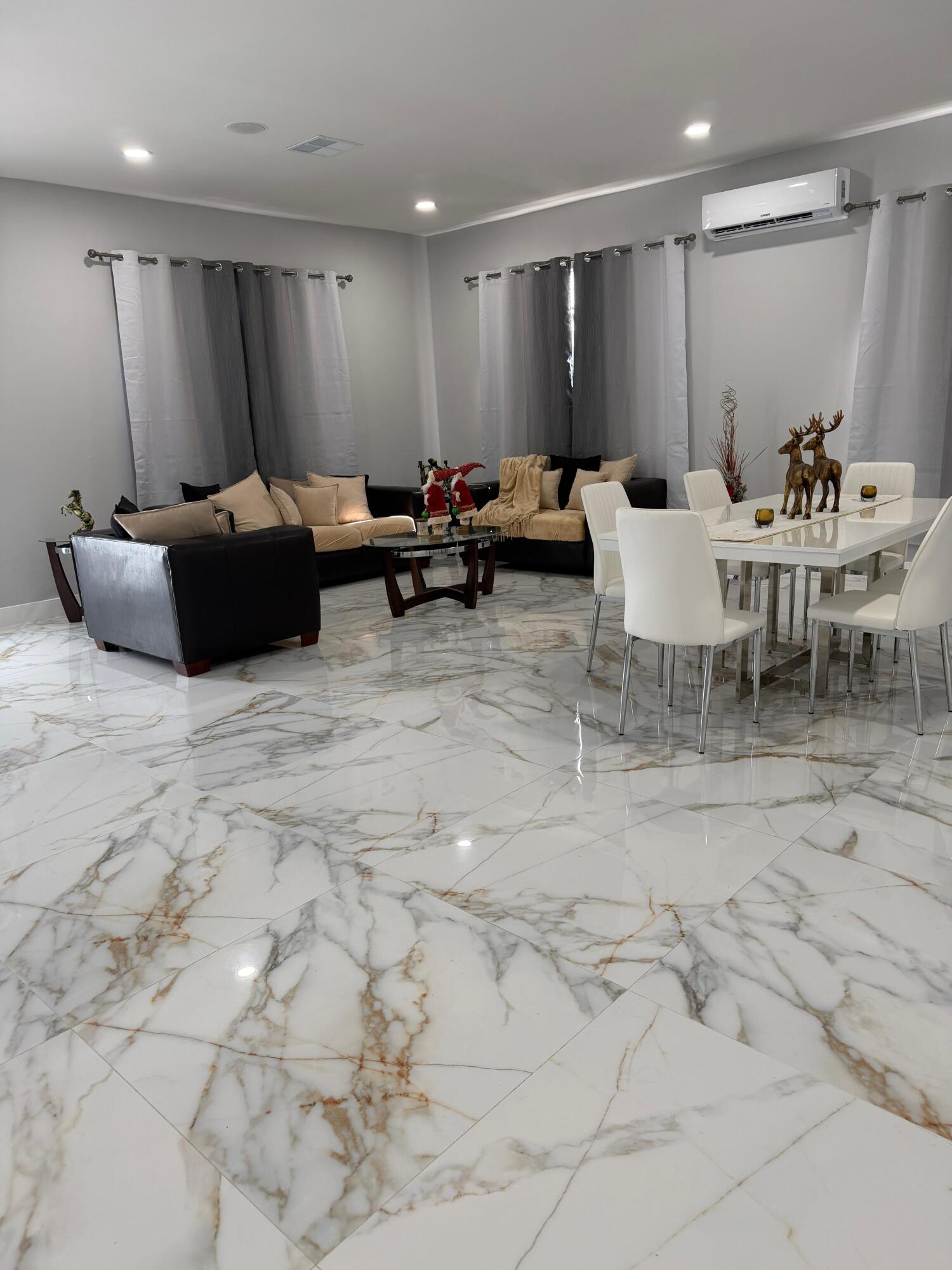 435 East A Road East LaBelle, FL 33935 - Photo 30 of 35 a living room with furniture