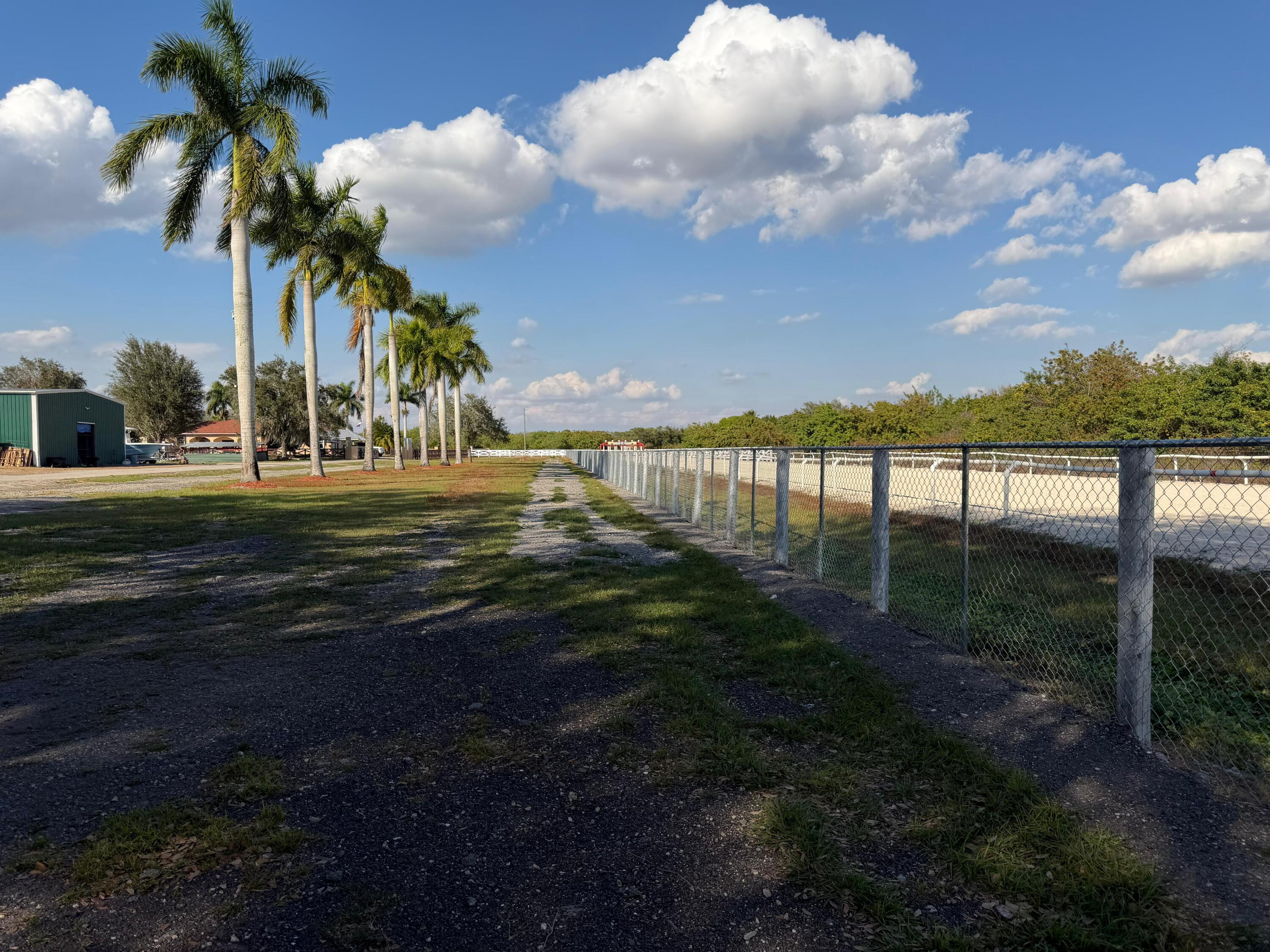 435 East A Road East LaBelle, FL 33935 - Photo 7 of 35 a view of a lake