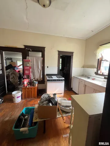 $39,900 | 503 East Poplar Street, West Frankfort, IL 62896