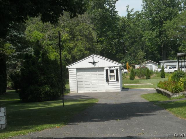 6649 Jacksonville Road Bath, PA 18014 - Photo 2 of 17 Gallery Image 2