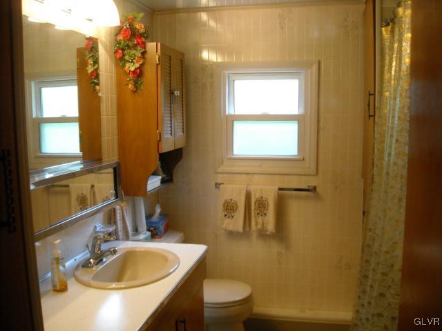 6649 Jacksonville Road Bath, PA 18014 - Photo 10 of 17 Gallery Image 10