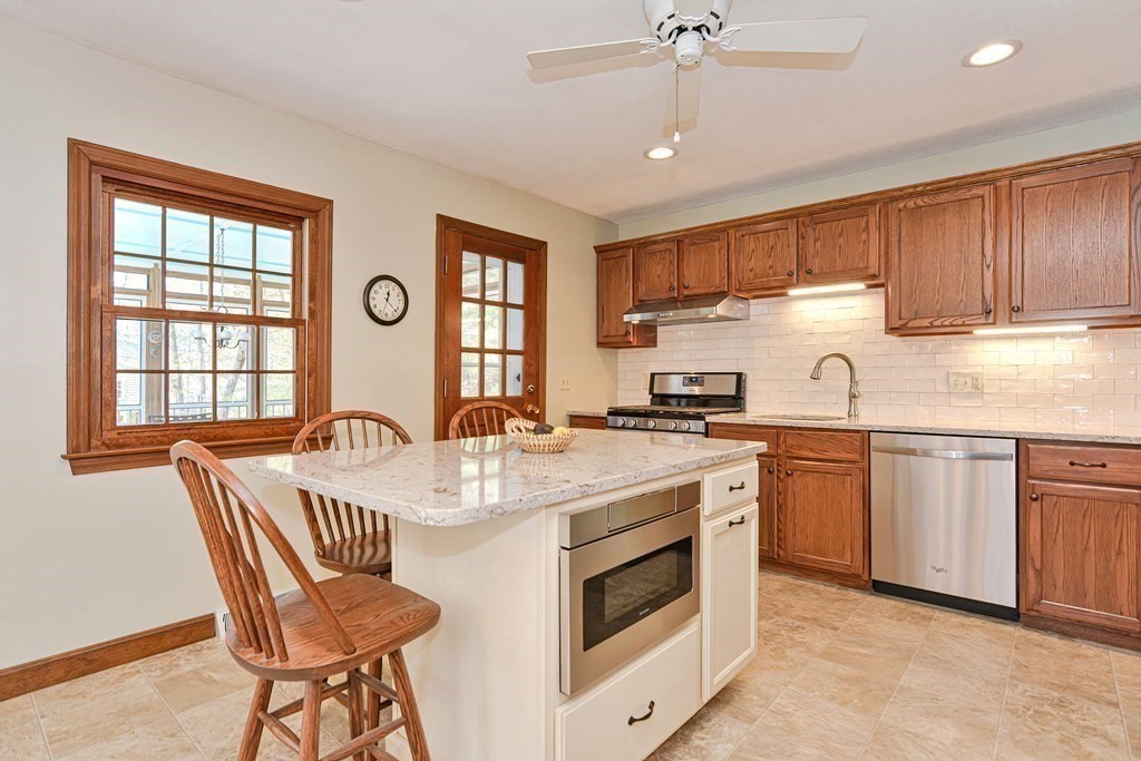 54 Audubon Road Reading, MA 01867 - Photo 11 of 42 Gallery Image 11