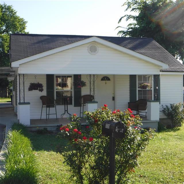 5335 Greenbriar Road Chattanooga, TN 37412 - Photo 1 of 43 5335 Greenbriar - Front