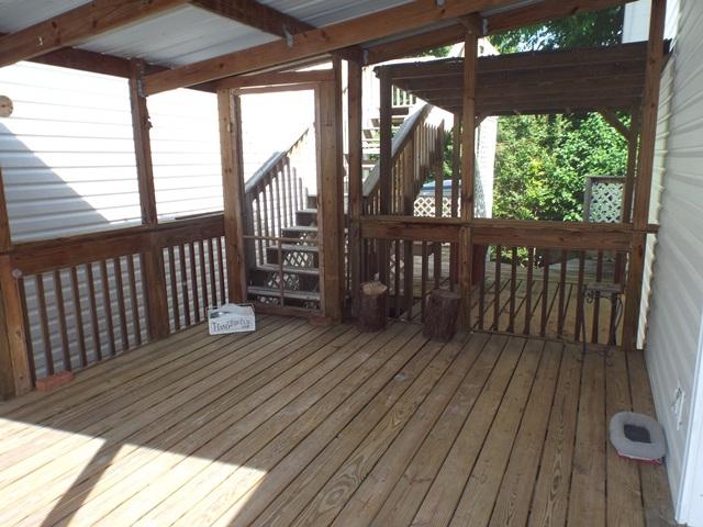 5335 Greenbriar Road Chattanooga, TN 37412 - Photo 21 of 43 5335 Greenbriar DSCF6798 DEck