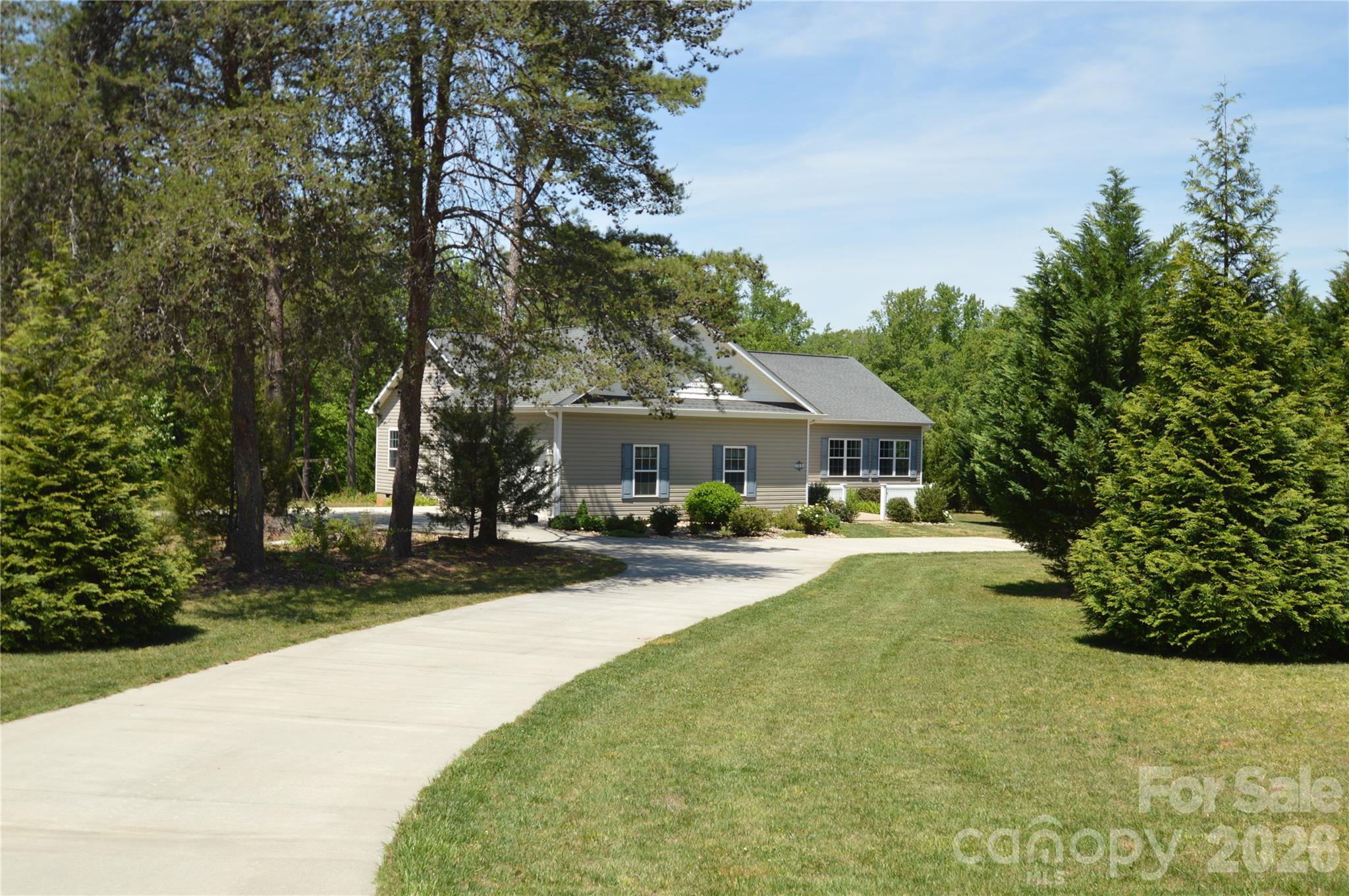 2500 South Blackstock Road Landrum, SC 29356 - Photo 1 of 48