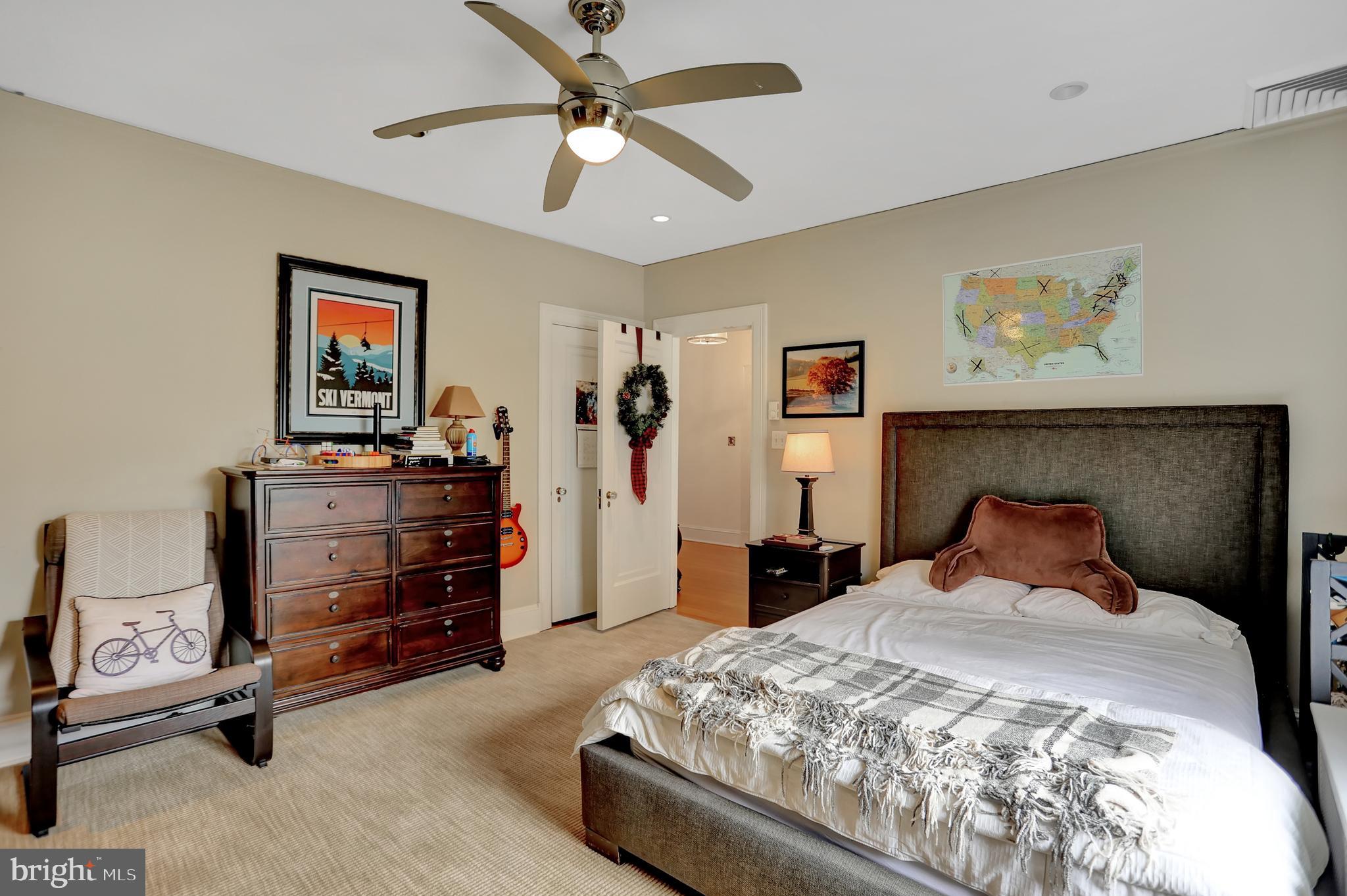 214 Northway Baltimore, MD 21218 - Photo 31 of 50 Bedroom #2 (SW Corner)