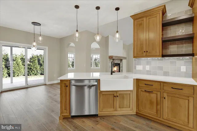 $484,900 | 4 Rolling Meadow Road, Lebanon, PA 17046