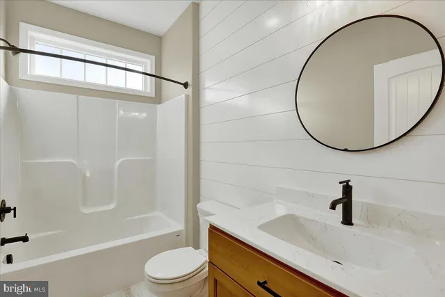 $484,900 | 4 Rolling Meadow Road, Lebanon, PA 17046