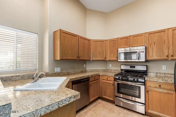 $2,100 | 8182 West Pontiac Drive, Peoria, AZ 85382