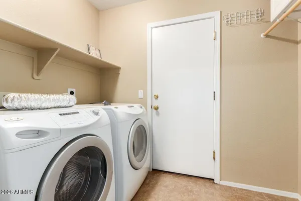 $2,100 | 8182 West Pontiac Drive, Peoria, AZ 85382