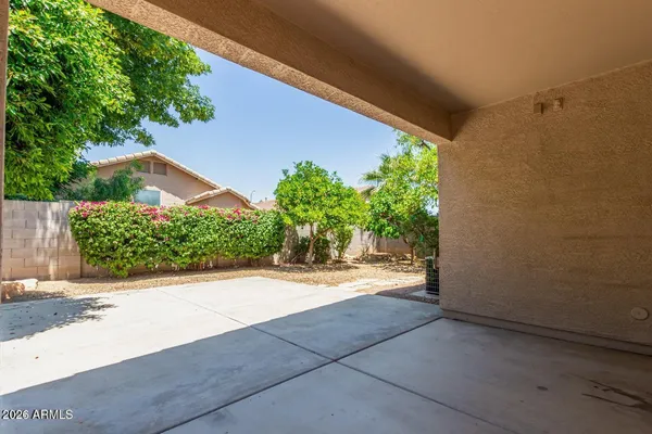 $2,100 | 8182 West Pontiac Drive, Peoria, AZ 85382