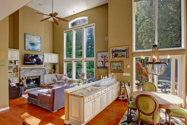 $3,280,000 | 6413 163rd Place Southeast, Bellevue, WA 98006