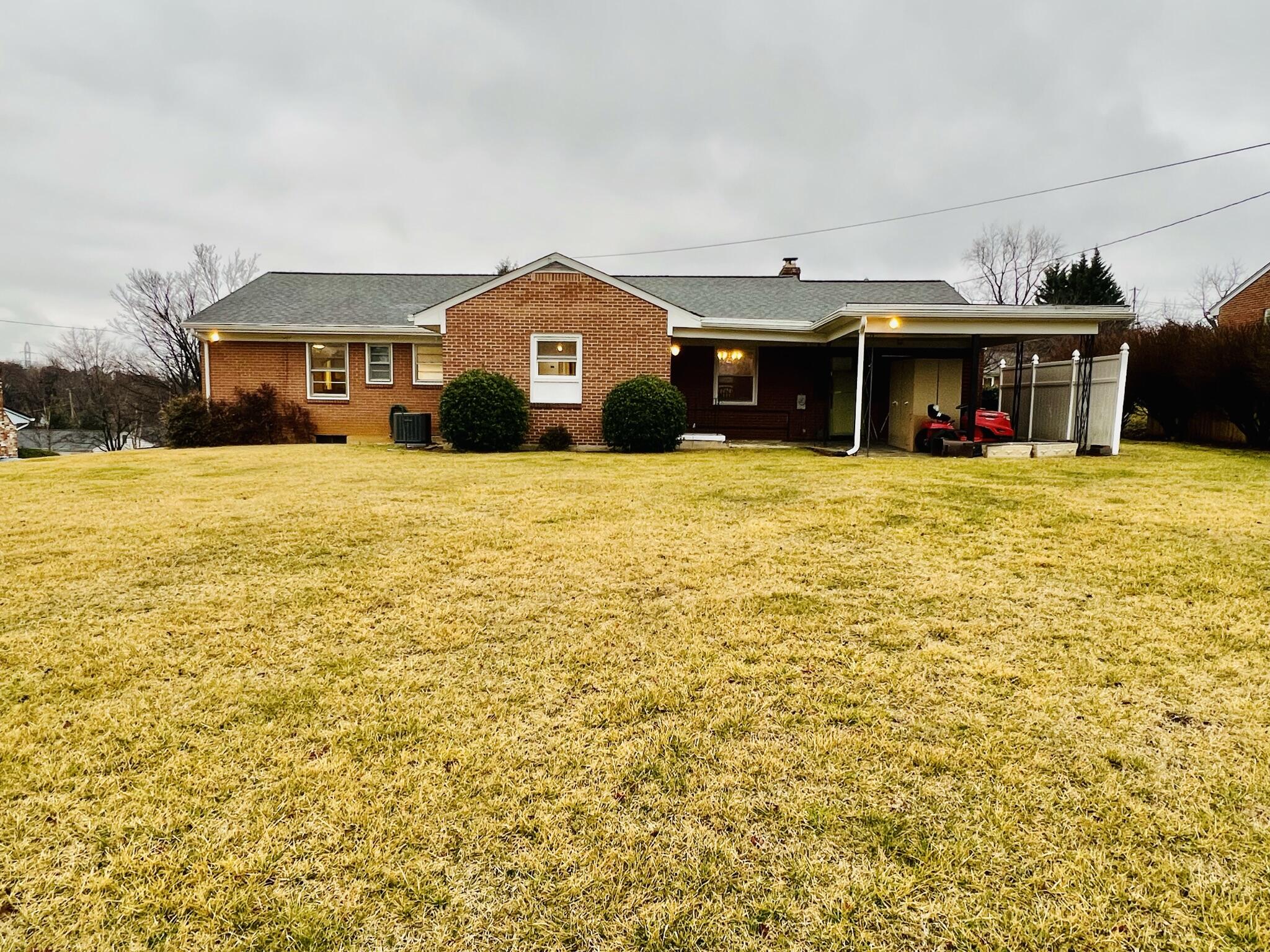 1931 Walmann Road Southwest Roanoke, VA 24018 - Photo 23 of 23 IMG_4218