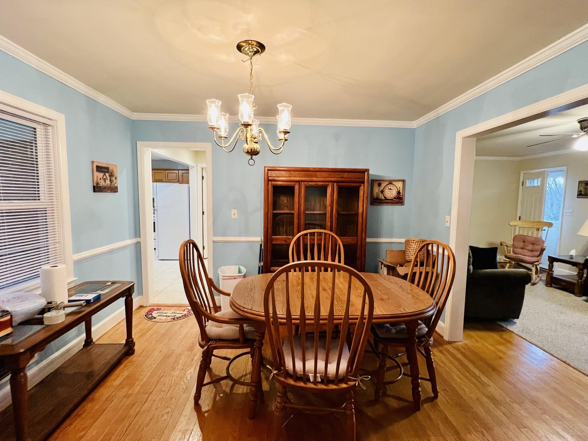 1931 Walmann Road Southwest Roanoke, VA 24018 - Photo 5 of 23 IMG_4211