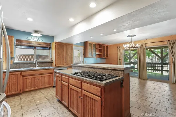 $594,500 | 21645 Jobs Peak Road, Cedarpines Park, CA 92322