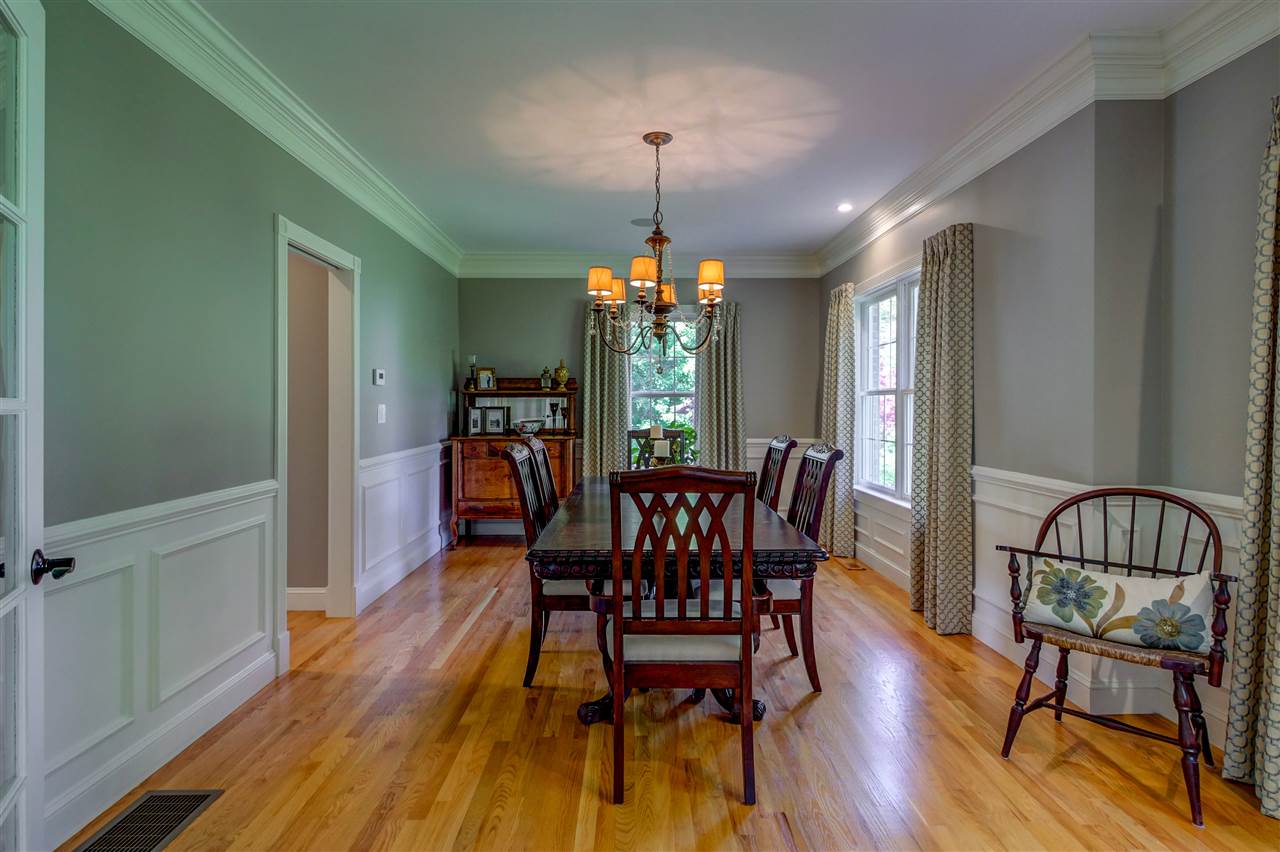 88 King Road Bedford, NH 03110 - Photo 14 of 40